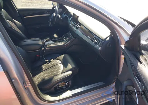 2015 Audi S8 4.0T из США, поврежденный, VIN WAUK2AFD0FN009776